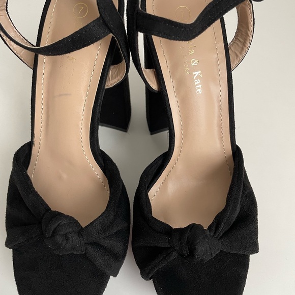 BLACK HEEL SANDALS SIZE
7. - Picture 12 of 12